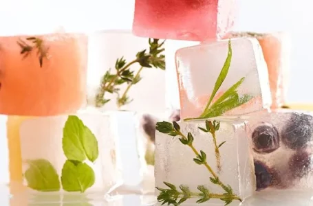 Unlocking the Beauty Secrets of Ice Cubes: Your Pathway to Youthful Radiance”